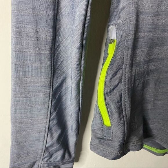 Athleta Running Wild Half Zip Pullover Top Size S - Picture 9 of 9